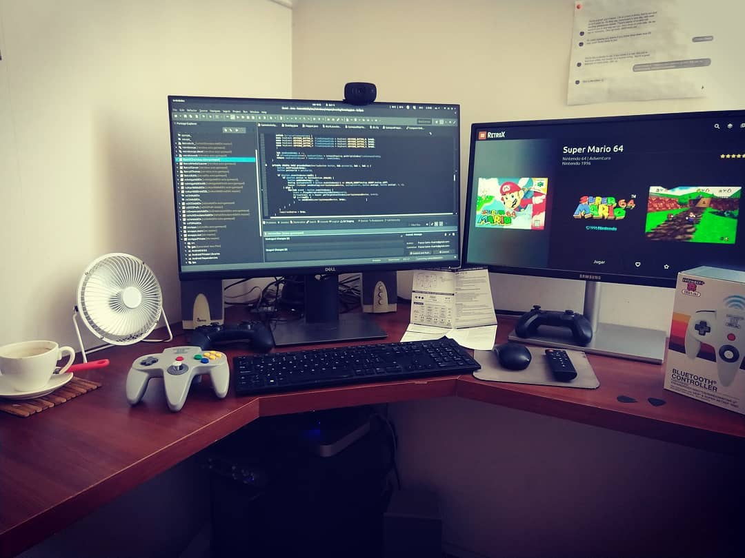 Automapped controllers and touchscreen overlays